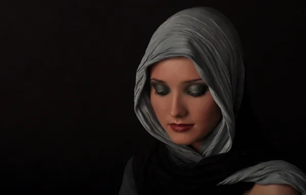 Picture portrait, makeup, shawl