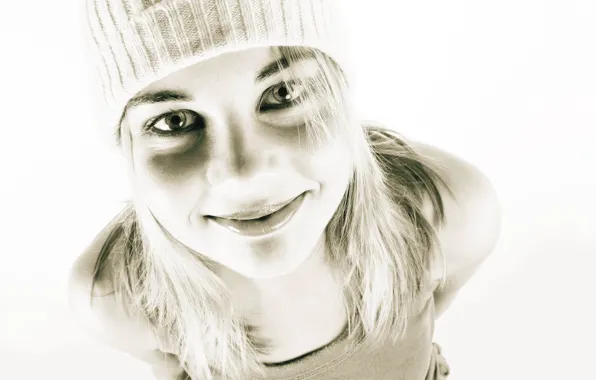 Picture look, girl, smile, style, black and white, mood, hat, positive, beautiful, fun, blonde, photo-Wallpaper.