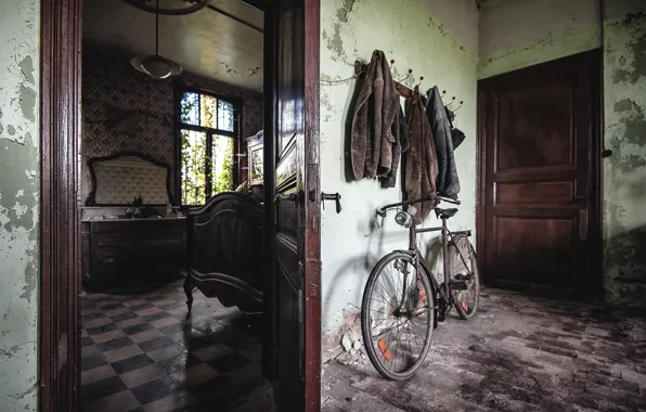 Picture bike, room, the door
