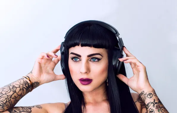 Picture girl, style, makeup, headphones, brunette, tattoo