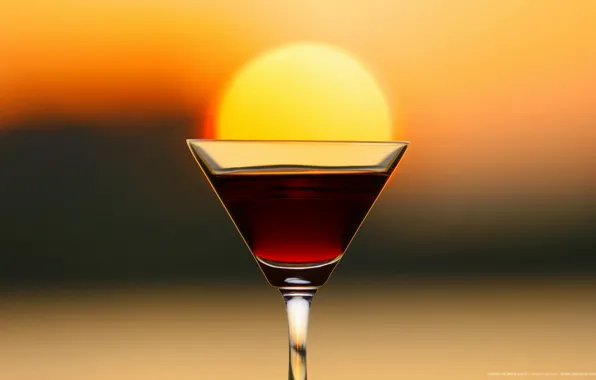 Picture the sun, glass, drink