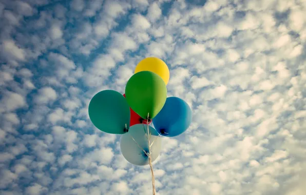 Picture the sky, clouds, balls, balloons, background, widescreen, Wallpaper, mood, bright, colored, wallpaper, widescreen, background, full …