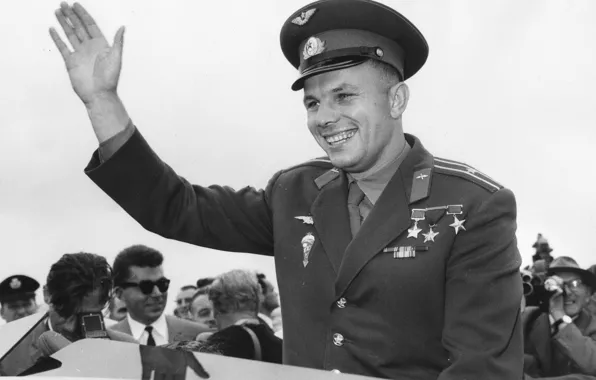 Picture smile, form, USSR, legend, pilot, Yuri Alekseyevich Gagarin, the first cosmonaut, Hero Of Socialist Labor, …