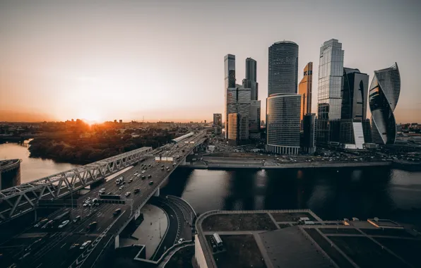 Picture the sun, the city, Moscow, Moskovski, tones
