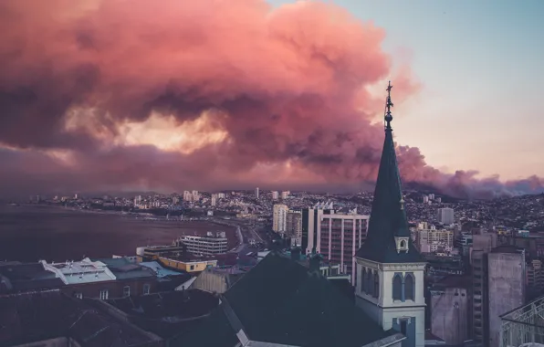 Picture sky, smoke, clouds, houses, buildings, Chile, burning, church, Valparaiso, south America