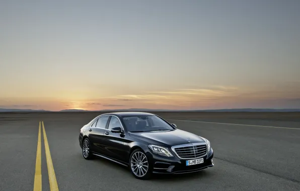 Picture Sunset, Road, Black, Mercedes, S-class, Diodes, The flagship