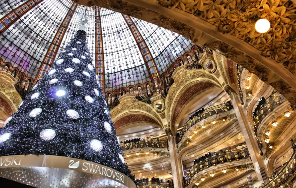 Picture France, Paris, New year, Christmas tree, Galeries Lafayette, Swarovski