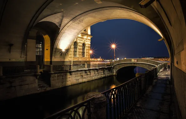 Picture night, river, Saint Petersburg, under bridge
