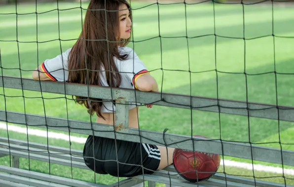 Picture girl, sport, the ball