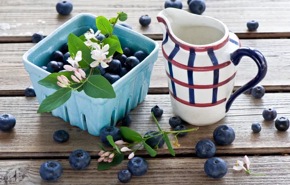 Picture berries, blueberries, blueberries, jug