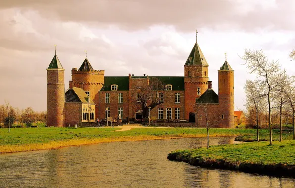 Picture Holland, Holland, the old castle