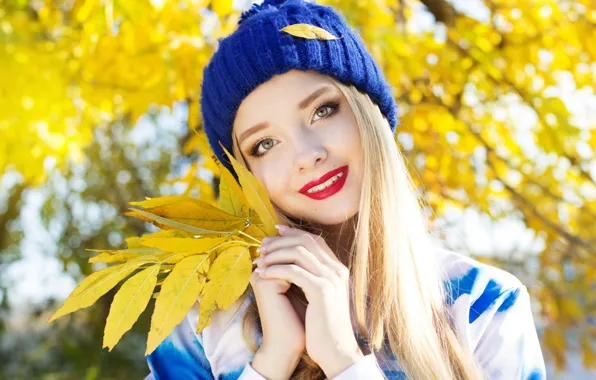 Picture look, smile, foliage, hat, Girl, blonde