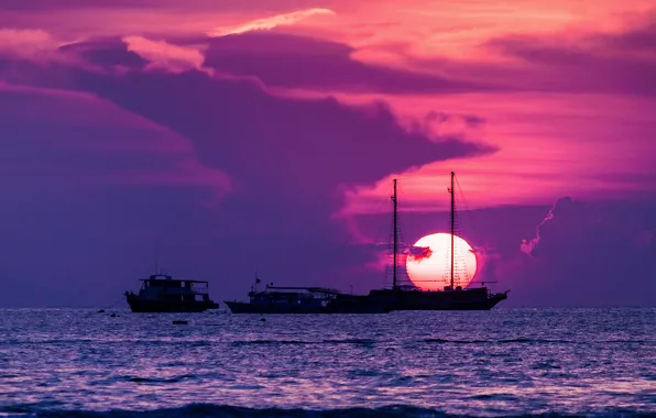 Picture the sun, sunset, the city, ships, Thailand, The Gulf of Thailand, Pattaya