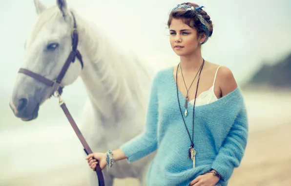 Picture sea, beach, horse, jeans, actress, brunette, hairstyle, photographer, singer, walk, journal, photoshoot, Selena Gomez, sweater, …