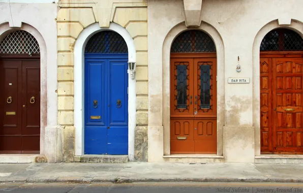 Picture the city, street, door, colorful doors of Malta