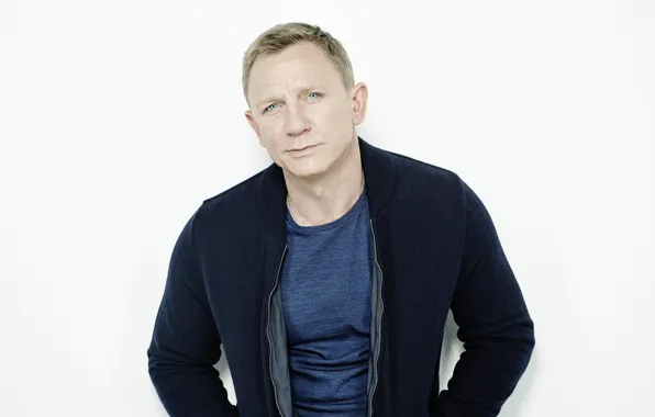 Picture photo, actor, white background, Daniel Craig, Daniel Craig, Time Out, Paul Stuart