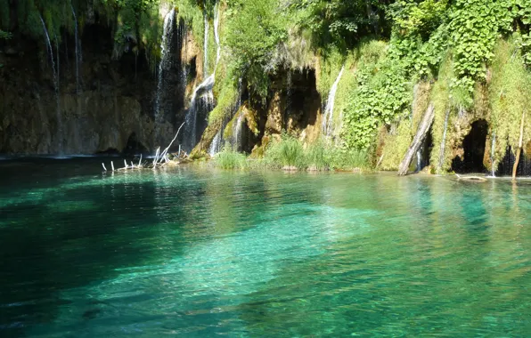 Picture lake, waterfall, plitvice
