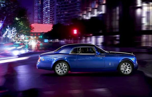 Picture Auto, Road, Night, Blue, The city, Rolls-Royce, Phantom, Machine, People, Coupe, Suite, Side view, In …