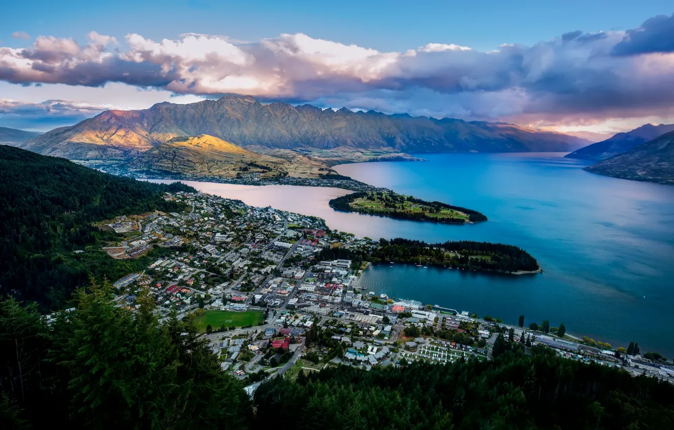 Photo wallpaper mountains, the city, Bay, New Zealand, panorama, New Zealand, Queenstown, Queenstown, lake Wakatipu