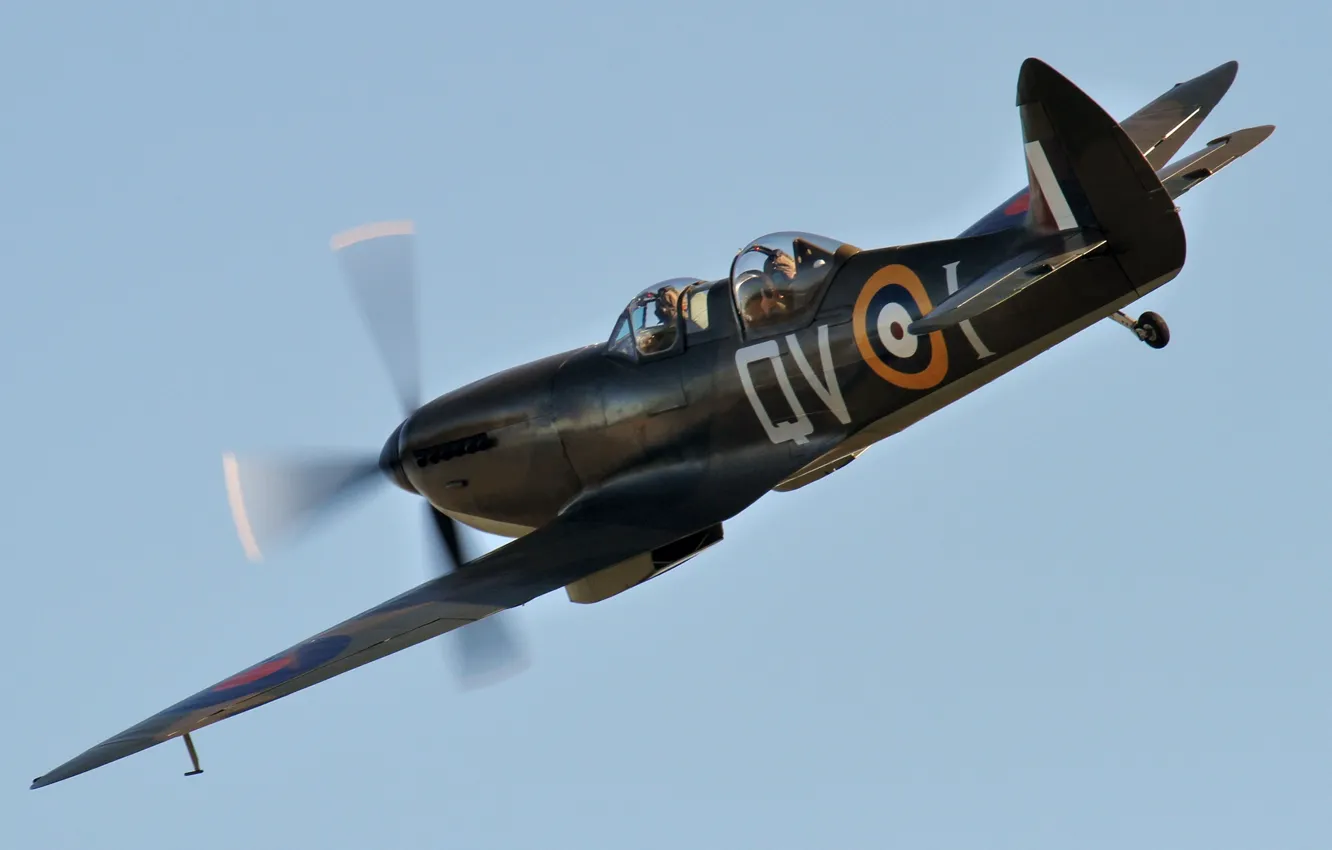 Photo wallpaper the sky, British, double, WW2, Tr.9, training aircraft, Spitfire Trainer