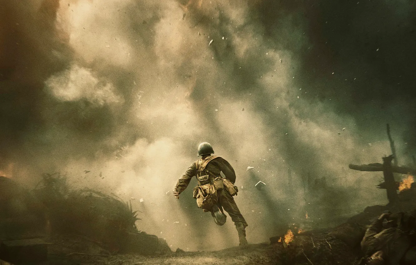 Wallpaper fire, the film, smoke, soldiers, runs, poster, battlefield,  drama, military, Andrew Garfield, Andrew Garfield, The Second World,  Hacksaw Ridge, For reasons of conscience, Desmond T. Doss images for  desktop, section фильмы -