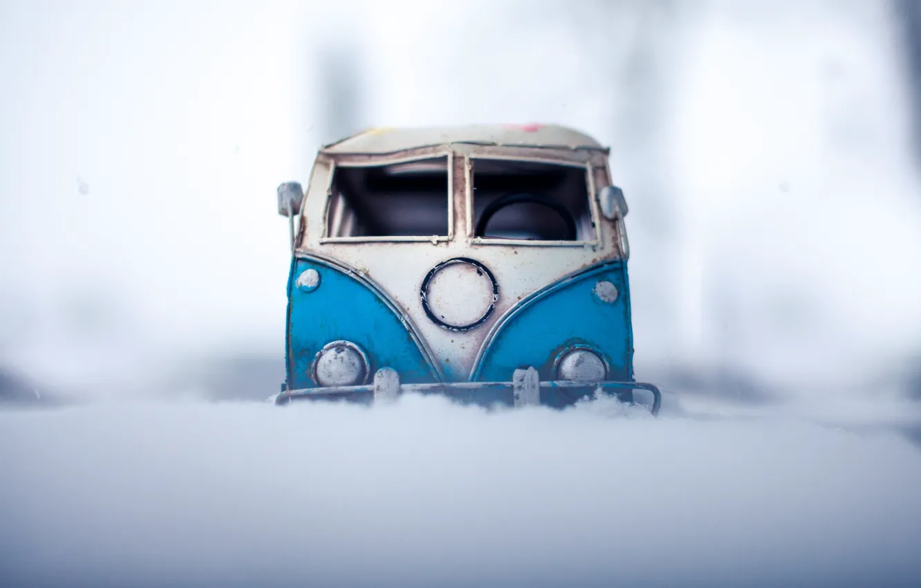 Photo wallpaper winter, auto, macro, snow, model, toy, shooting, machine, the snow, toy, photo, photographer, miniature, minibus, …