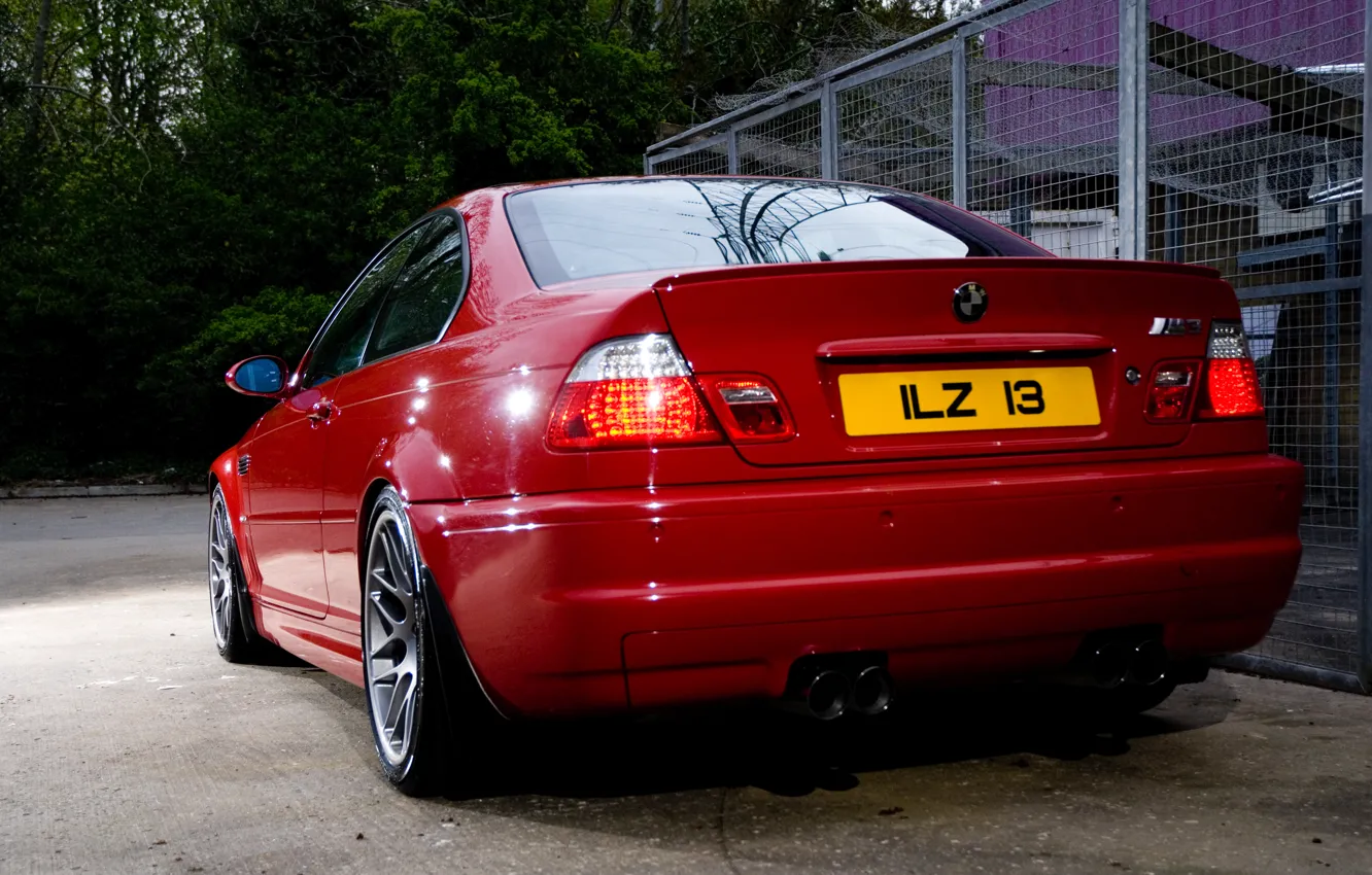 Photo wallpaper red, yellow, bmw, BMW, red, rear view, license plate, e46, exhaust pipe, tail lights