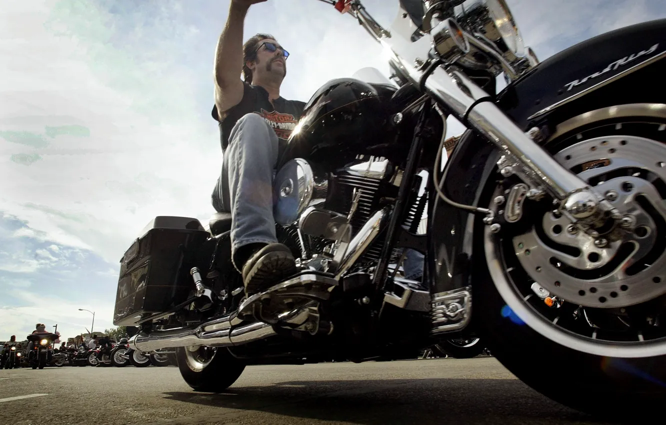 Wallpaper motorcycle, biker, Harley Davidson images for desktop, section  мужчины - download